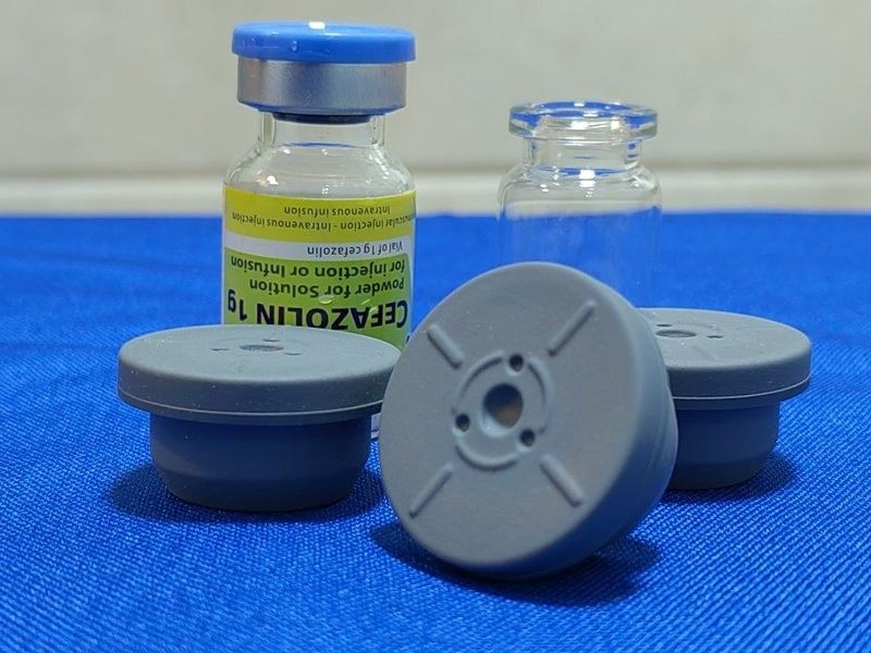 Bouchon en caoutchouc butyle médical Bromobutyle pharmaceutique pour flacon en verre