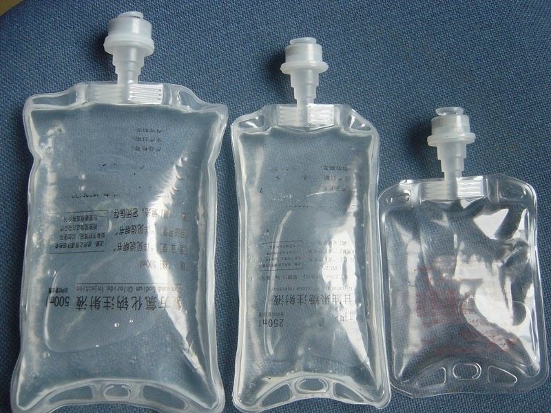 500 ml 1000 ml de sac à perfusion de solution saline normale de chlorure de sodium à port unique intraveineux, non en PVC, sac de liquide IV avec Euro Cap
