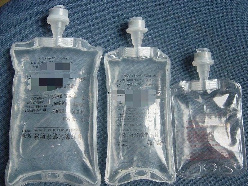 Sac à perfusion en polypropylène de 100 ml et 250 ml Chlorure de sodium Non PVC IV Sac médical clair Non PVC Sac à perfusion vide