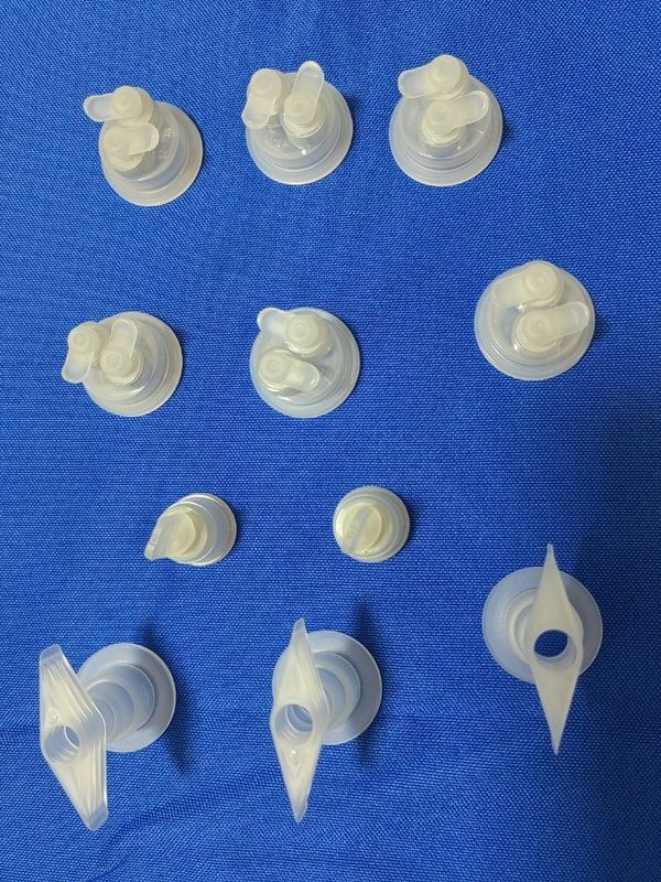 30 mm 32 mm Bouchons à anneaux de traction pour bouteille de perfusion PP Lvp Sac de perfusion non PVC Débranchez le bouchon de scellé