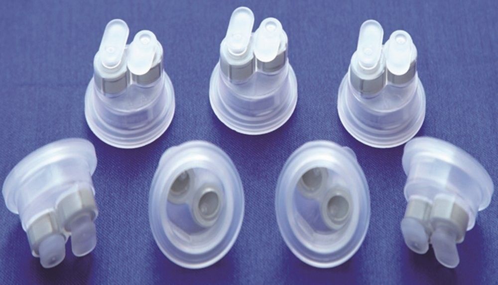 Bouteille de perfusion médicale de 32 mm Sac doux non en PVC PP Double bouchon de perfusion pliable Bouteille de perfusion médicale en PP