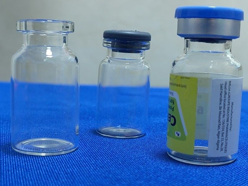 5 ml 7 ml 10 ml Ambre clair, verre borosilicate neutre faible Tubulaire, petit flacon en verre injectable pour injection