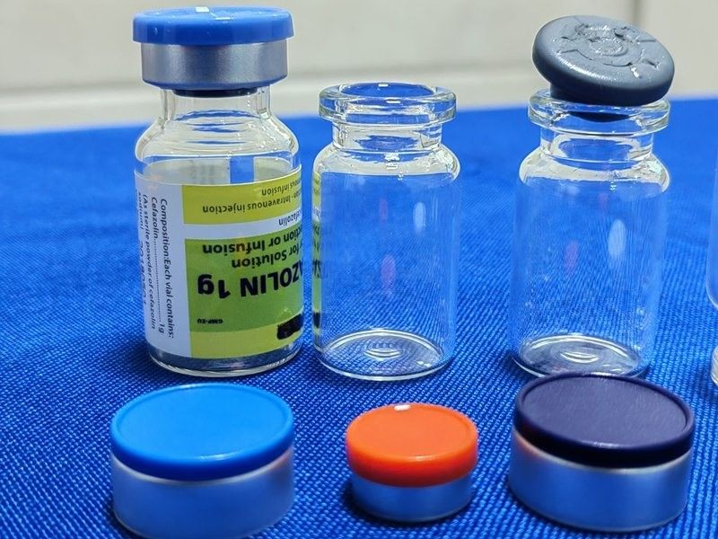 Vial en verre stérile clair de 5 ml, 7 ml et 10 ml Vial en verre tubulaire pharmaceutique pour injection